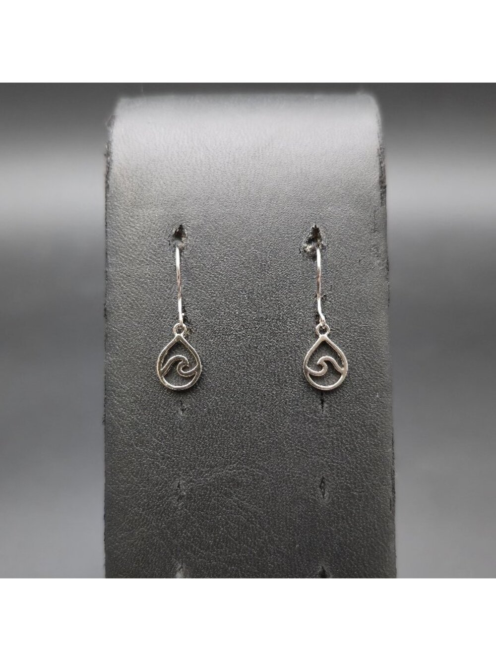 Sterling Silver Teardrop Ocean Wave Dangle Earrings A8792
